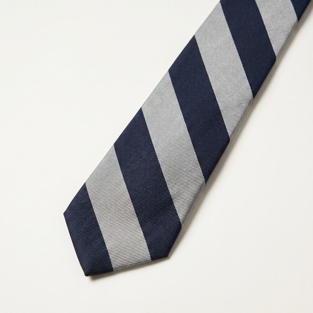 GANT 100% Silk Men’s Tie – Navy Blue & Silver Repp Stripe – Classic Prep Style